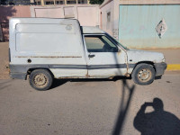 commerciale-renault-express-1995-tadjena-chlef-algerie