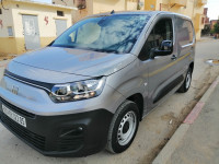 voitures-fiat-doblo-2023-algerie