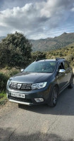 voitures-dacia-sandero-2019-ouzellaguen-bejaia-algerie