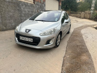 voitures-peugeot-308-2012-allure-ouzellaguen-bejaia-algerie