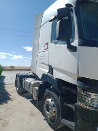 camion-renault-2015-ain-beida-oum-el-bouaghi-algerie