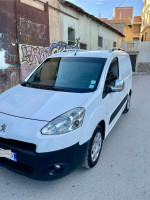 voitures-peugeot-partner-2013-b9-oued-seguen-mila-algerie