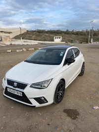 voitures-seat-ibiza-2018-high-facelift-cherchell-tipaza-algerie