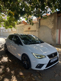 voitures-seat-ibiza-2018-high-cherchell-tipaza-algerie