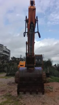 LOT > Pelle hydraulique sur chenille Zoomlion 23T  + Pelle hydraulique sur chenille Jonyang 44T Zoomlion / Jonyang 2013