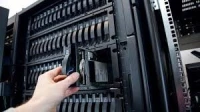 SERVEURS et BAIE DE STOCKAGE