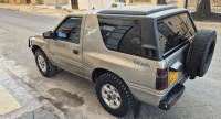 voitures-opel-frontera-court-2000-algerie