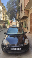 voitures-ford-fiesta-2006-tiaret-algerie