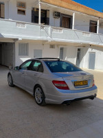 voitures-mercedes-classe-c-2009-avantgarde-boudjellil-bejaia-algerie