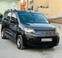 voitures-fiat-doblo-vu-2023-el-eulma-setif-algerie