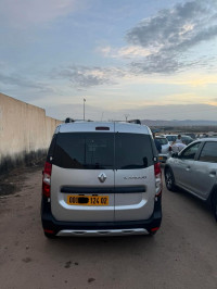 voitures-renault-kangoo-2024-chlef-algerie