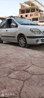 voitures-renault-scenic-2000-algerie