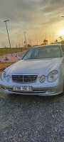 voitures-mercedes-classe-e-2002-e220-azazga-tizi-ouzou-algerie