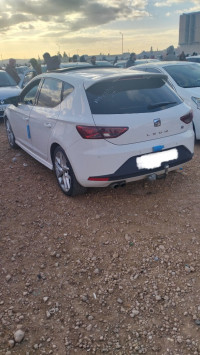 voitures-seat-leon-2015-fr15-constantine-algerie