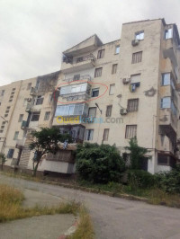 appartement-vente-f2-bejaia-tichy-algerie