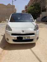 voitures-peugeot-partner-2014-tepee-active-algerie