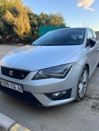 voitures-seat-leon-2014-mila-algerie