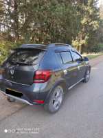 voitures-dacia-stepway-2017-guelma-algerie