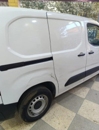 voitures-fiat-doblo-2024-italie-bechar-algerie