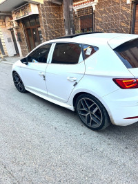 voitures-seat-leon-2018-ain-merane-chlef-algerie