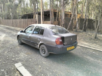 voitures-renault-clio-classique-2001-ain-benian-alger-algerie