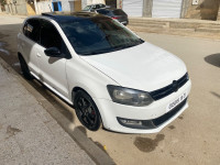 voitures-volkswagen-polo-2011-style-skikda-algerie