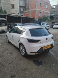 voitures-seat-leon-2014-fr-les-eucalyptus-alger-algerie