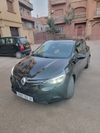 voitures-renault-clio-5-2023-business-oran-algerie