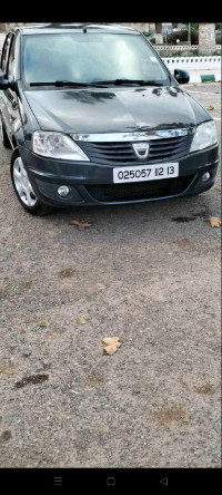 voitures-dacia-logan-2012-tlemcen-algerie