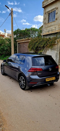 voitures-volkswagen-golf-7-2018-join-guelma-algerie