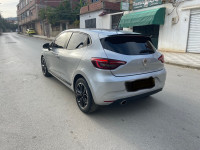 voitures-renault-clio5-2023-hassi-rmel-laghouat-algerie