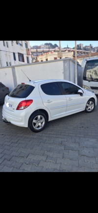 voitures-peugeot-207-2012-sportium-alger-centre-algerie