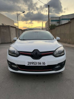 voitures-renault-megane-3-2014-new-play-lakhdaria-bouira-algerie