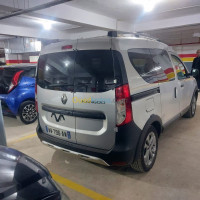 voitures-renault-kangoo-2025-version-steapway-bir-el-djir-oran-algerie