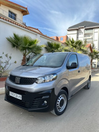 voitures-fiat-scudo-2024-par-17-setif-algerie