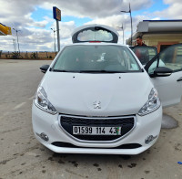 voitures-peugeot-208-2014-active-chelghoum-laid-mila-algerie