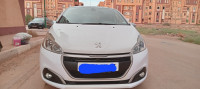 voitures-peugeot-208-2016-allure-facelift-laghouat-algerie