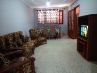 appartement-location-vacances-f3-tizi-ouzou-tigzirt-algerie