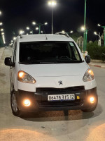 voitures-peugeot-b9-2015-la-tout-tebessa-algerie