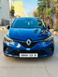 voitures-renault-clio-5-2023-intense-saida-algerie