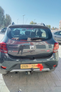 voitures-dacia-sandero-2017-stepway-yellel-relizane-algerie