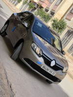 voitures-renault-symbol-2015-maghnia-tlemcen-algerie