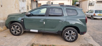 voitures-dacia-duster-journee-2024-bouira-algerie