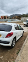 voitures-peugeot-207-2012-darguina-bejaia-algerie