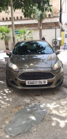 voitures-ford-fiesta-2014-trend-look-algerie