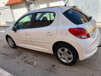 voitures-peugeot-207-2012-allure-blida-algerie