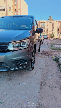 voitures-volkswagen-caddy-2019-edition-35-laghouat-algerie