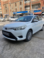 citadine-toyota-yaris-2015-lounge-boumerdes-algerie