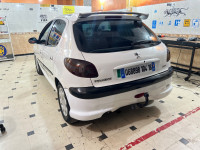 voitures-peugeot-206-2004-staoueli-alger-algerie