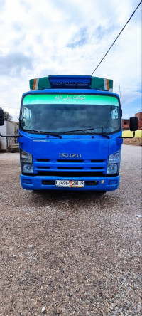 camion-npr71-isuzu-npr-71-2010-setif-algerie